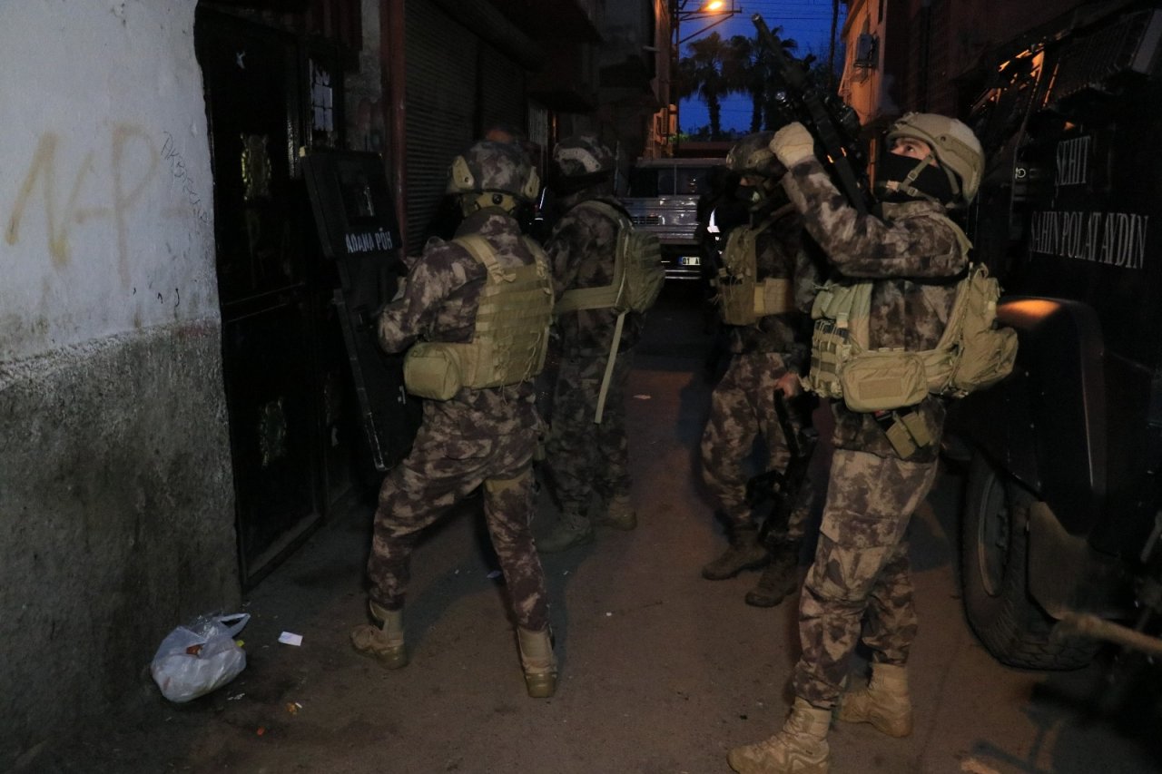 Adana’da Merkezli 4 İlde Narkotik Operasyonu: 25 Gözaltı Kararı
