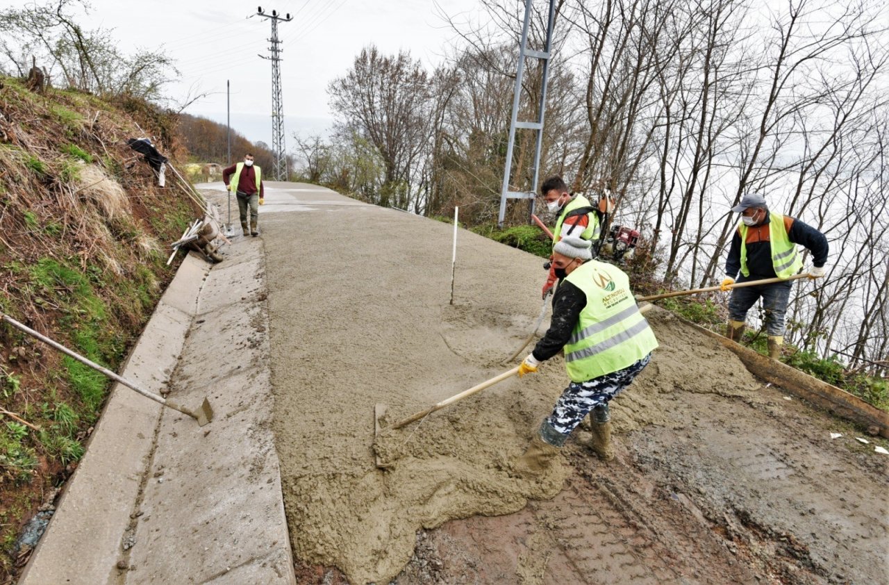 Altınordu’da Beton Yol Seferberliği