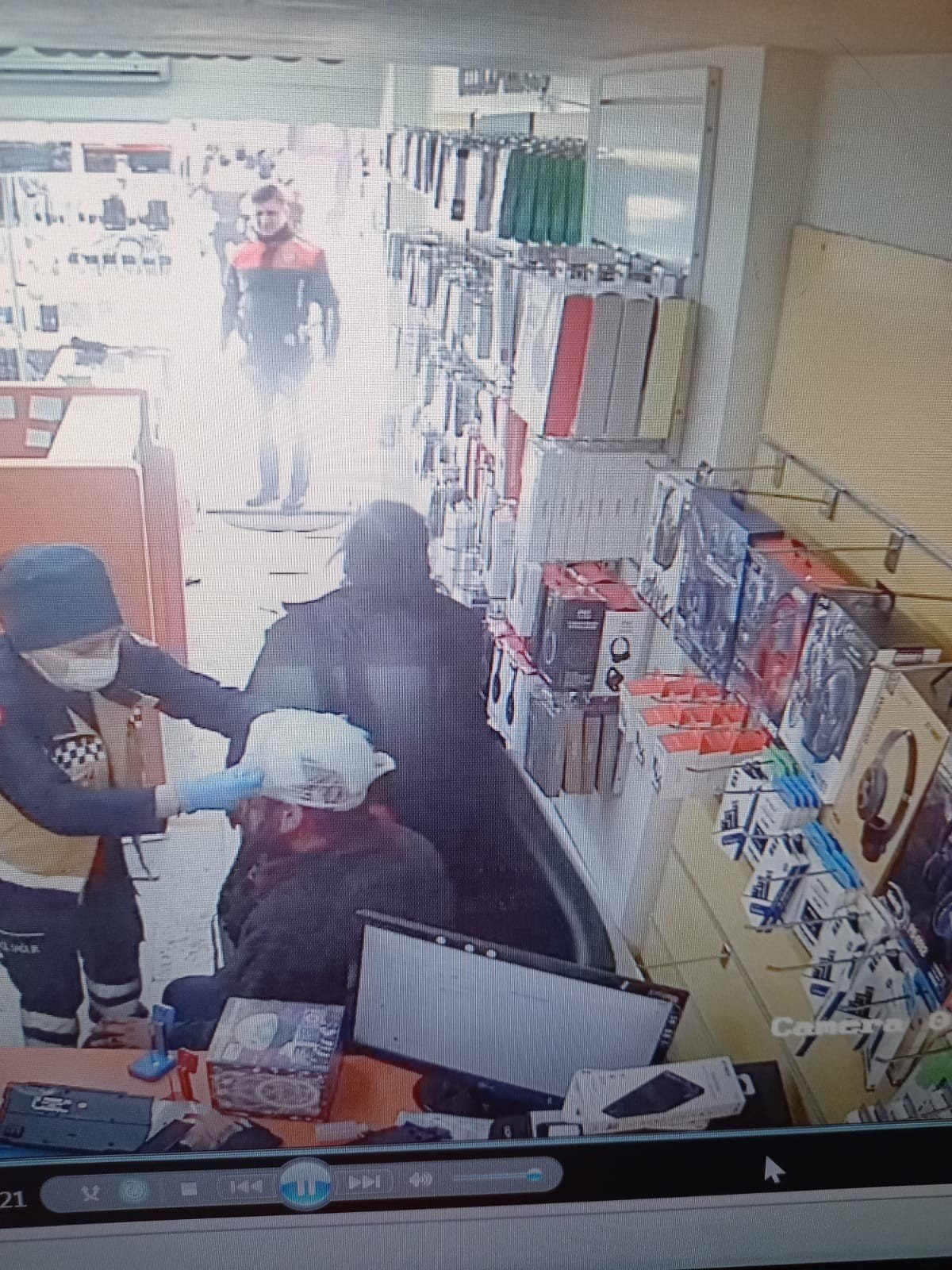 İ̇ki Erkek Kardeşten, Enişteye Öldüresiye Darp
