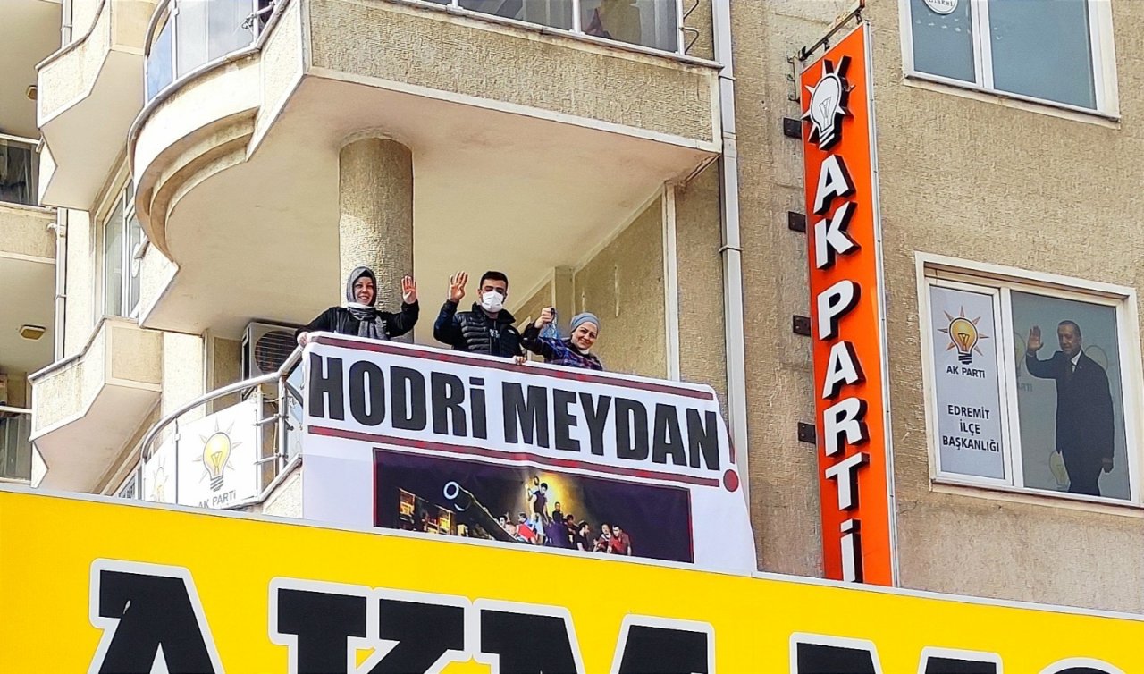 Ak Parti Edremit İ̇lçe Teşkilatı “hodri Meydan” Dedi