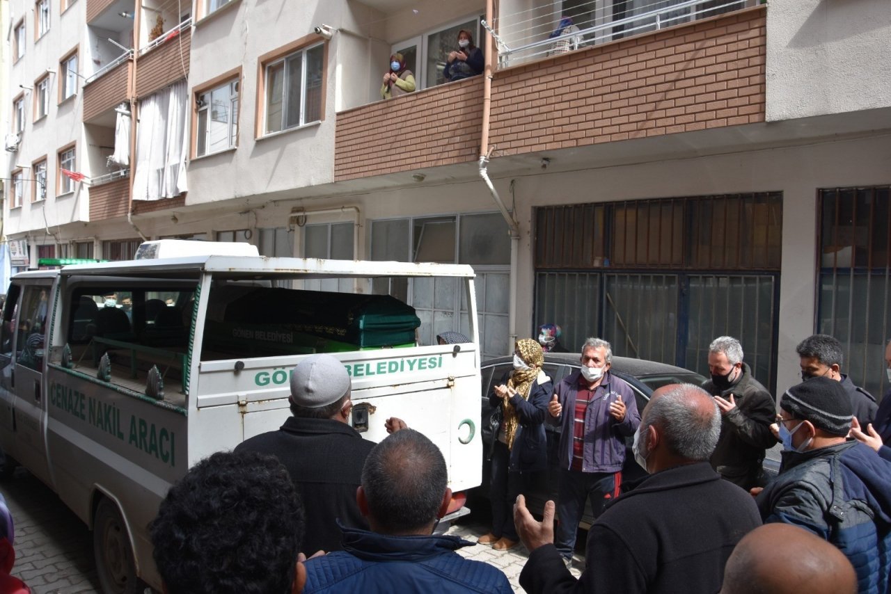 Kaza Kurbanı Genç Beyza Gözyaşlarıyla Toprağa Verildi