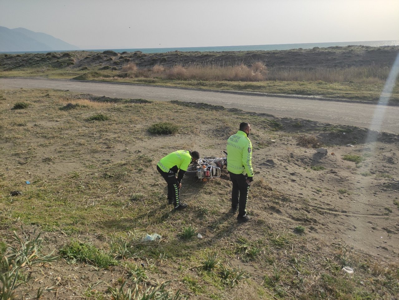 Polisin ’dur’ İhtarına Uymadı Motosikleti Bırakıp Kaçtı