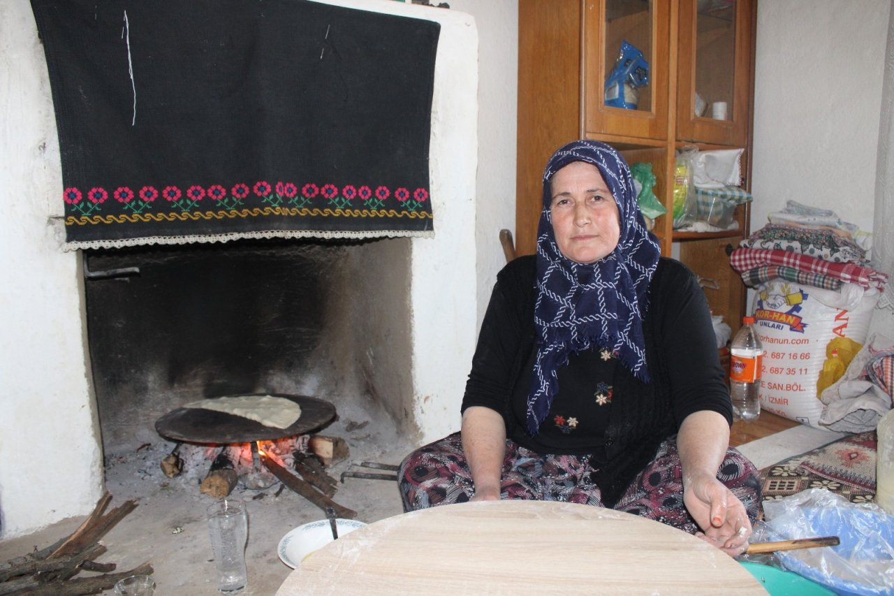 Muhtar Nihal Ablanın 10 Parmağında 10 Marifet Var