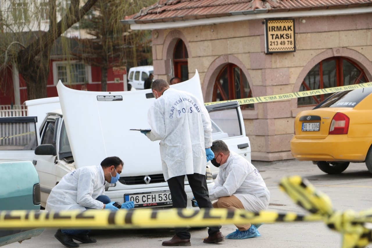 Kırşehir’de Silahlı Kavga: 1’i Polis 2 Yaralı