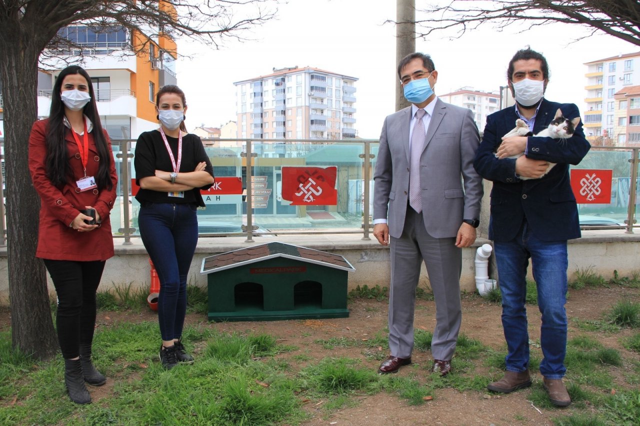 Elazığ’da Hayvan Dostu Hastane