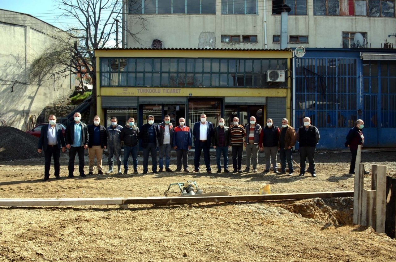 Belediye Başkanı Sanayi Esnafları Gezdi, Yapılan Çalışmaları İnceledi