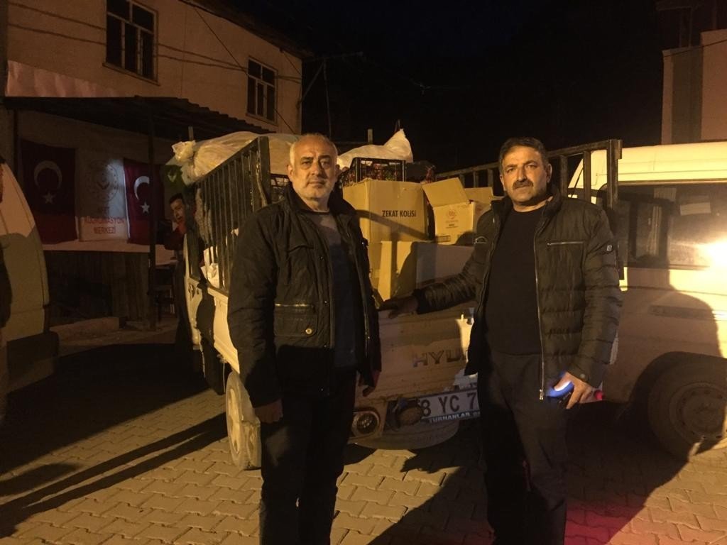 52 Evin Yandığı Dereiçi’nden Aynı Kaderi Paylaşan Köye Yardım