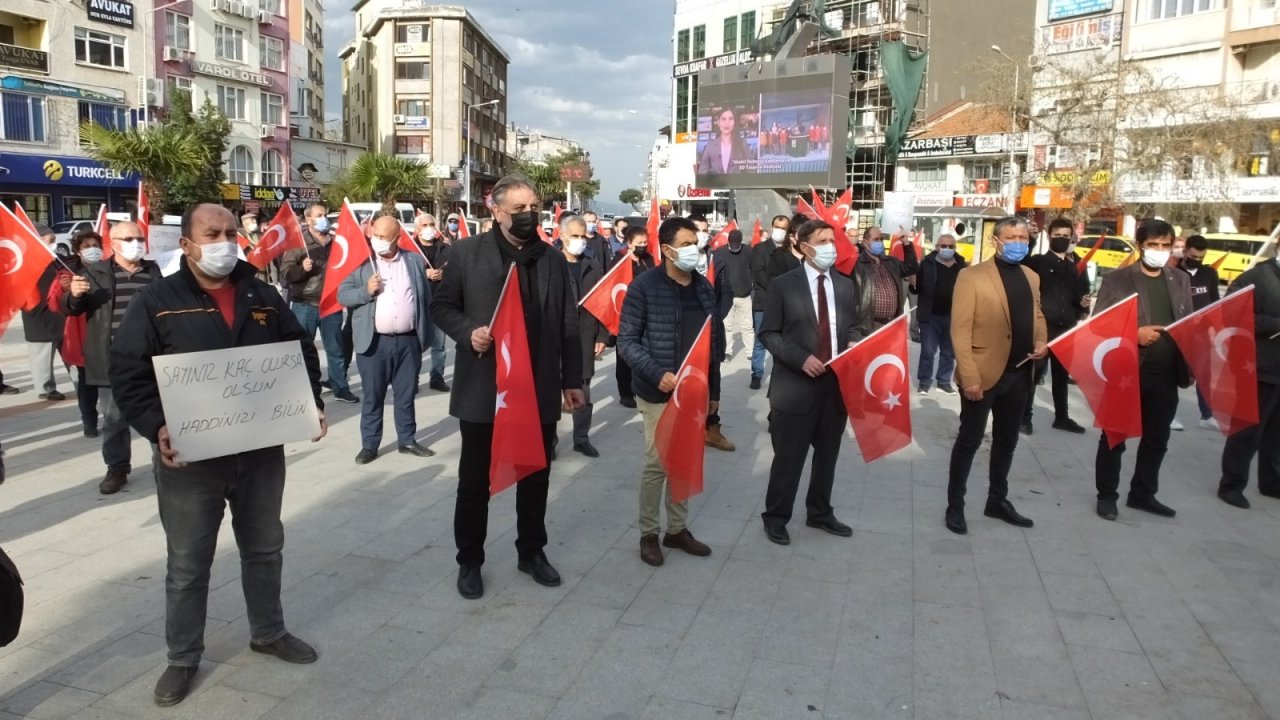 Balıkesir’de Emekli Amirallerin Bildirisine Tepki Yağdı