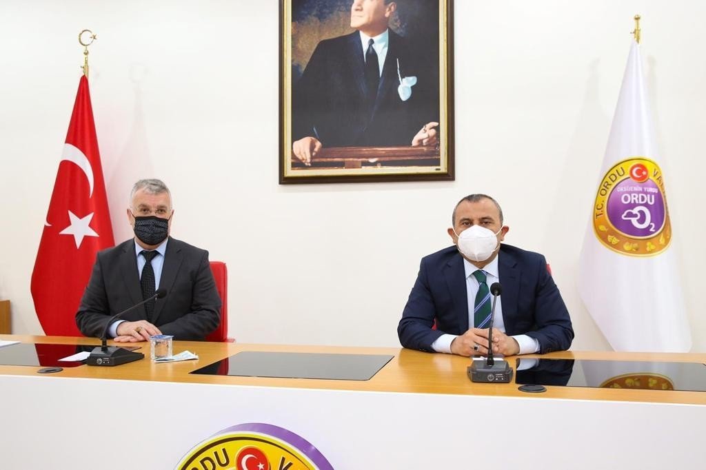 Vali Sonel, Şoför Esnafı İle Buluştu