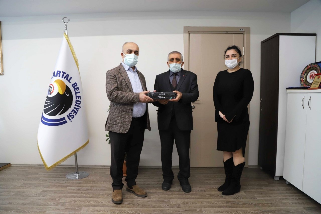 Muhtarlar Yarıştı, Kazanan Doğa Ve Kartallı Çocuklar Oldu