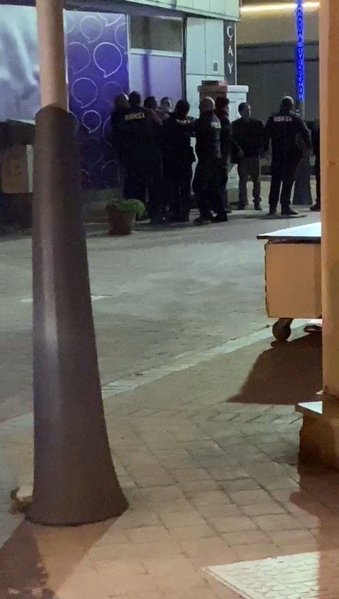 Polis Ekiplerine Zor Anlar Yaşatan Alkollü Şahıs Biber Gazıyla Etkisiz Hale Getirildi