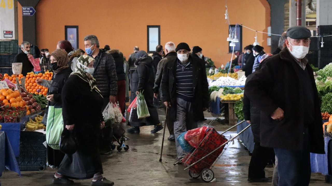 Ramazan Alışverişine Çıkan Vatandaşlar Fiyatlardan Şikayetçi