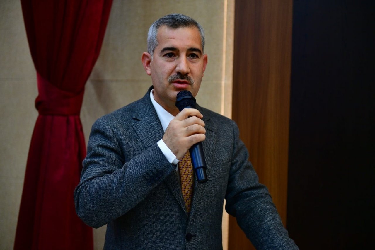 Çınar, 2.muhtarlar Akademisinin Açılış Programına Katıldı