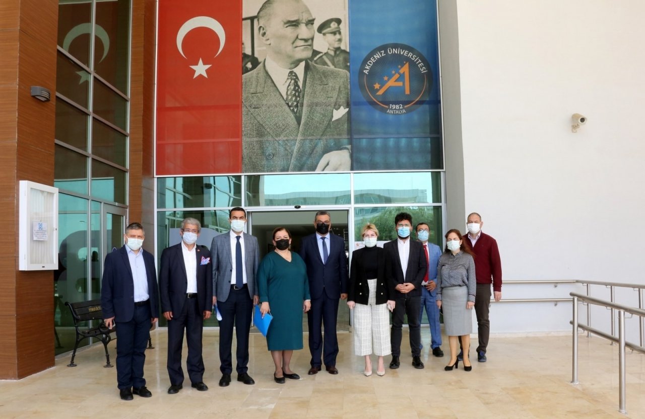 Aü Rektörü Özkan: “ Kampüsü Boş Görmek Yüreğimi Sızlatıyor”