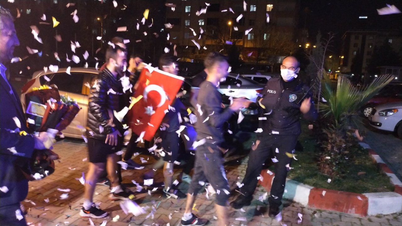 Kavga İhbarına Giden Polis Ekiplerine Sürpriz