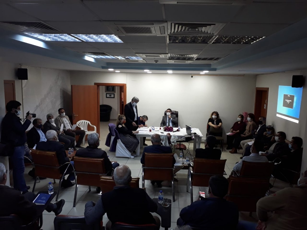 Karacasu’da Ak Parti Ve Chp’li Meclis Üyeleri İttifak Yaptı