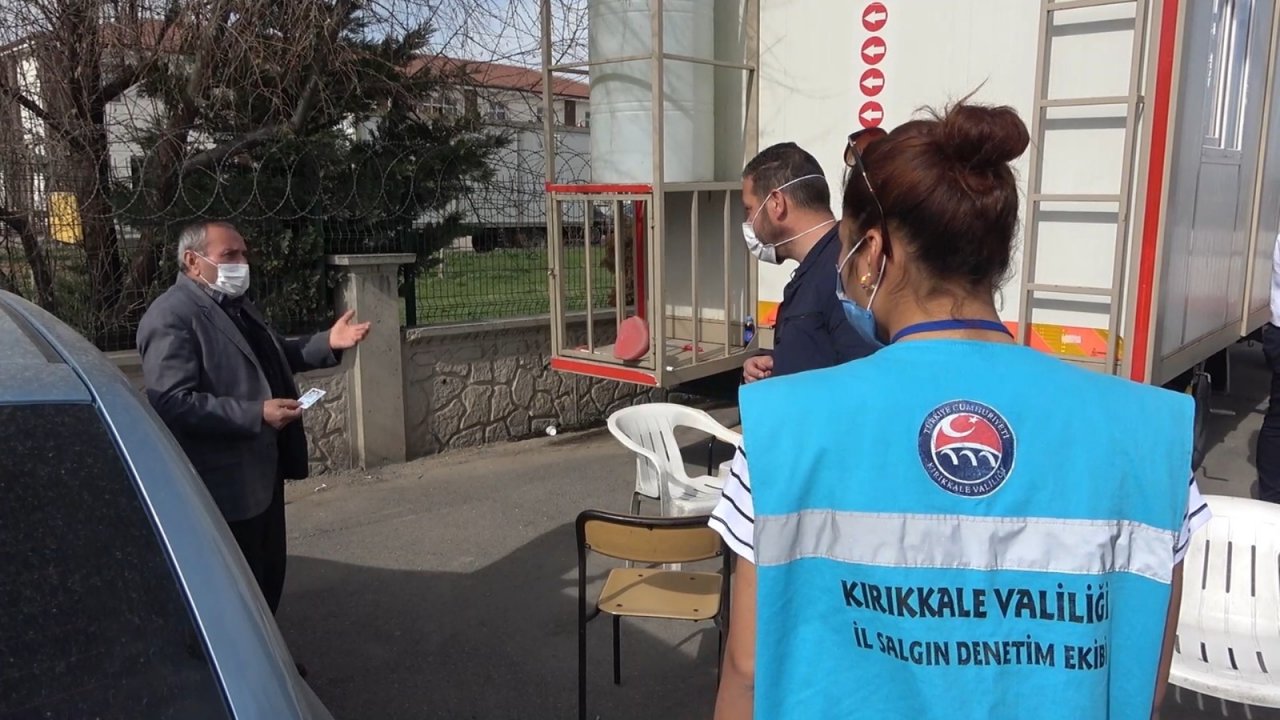 Karantinada Olması Gerekirken Otobüste Yakalandı: 4 Bin 50 Lira Ceza Yedi