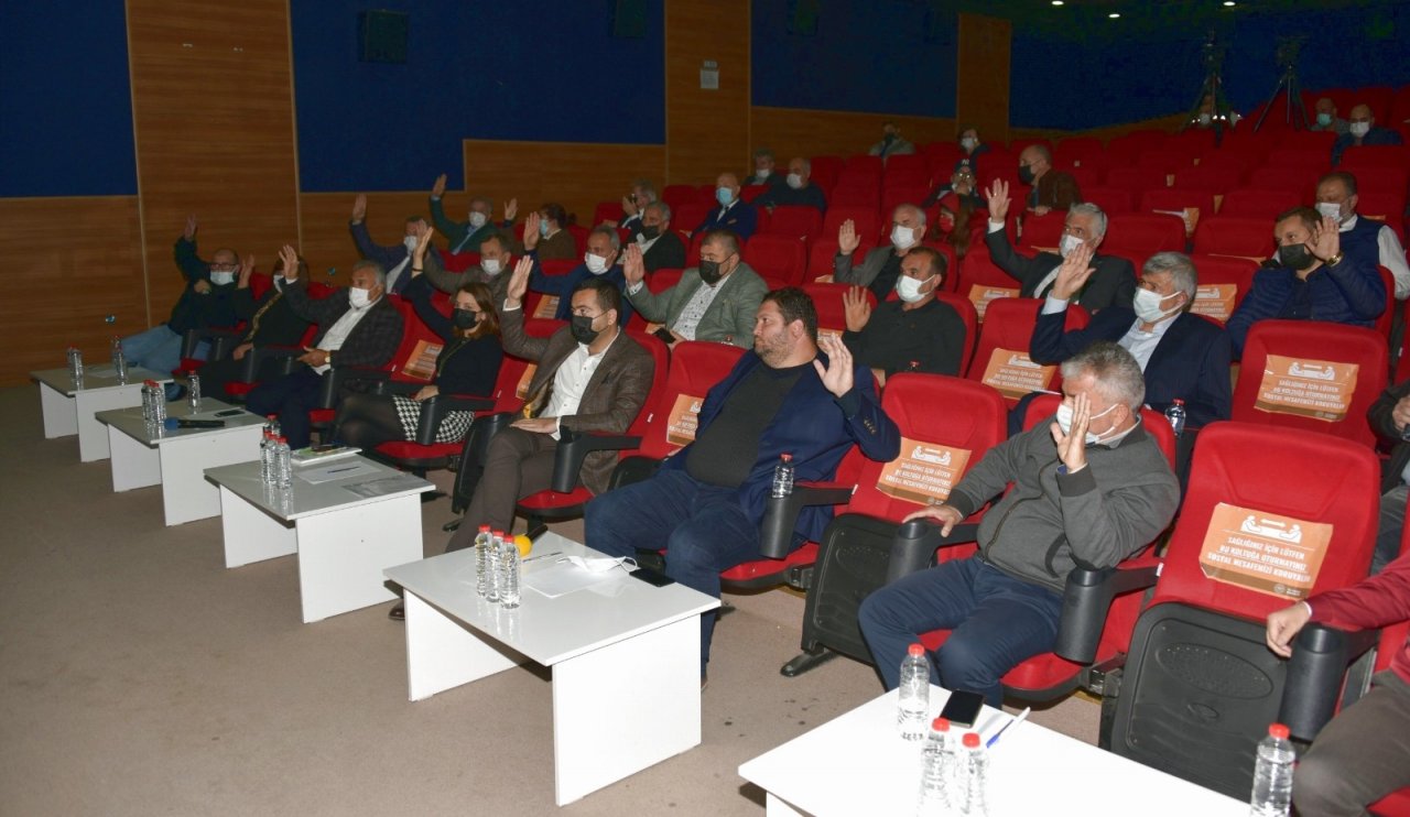 Aliağa Belediyesi 2020 Faaliyet Raporu Yeterli Görüldü
