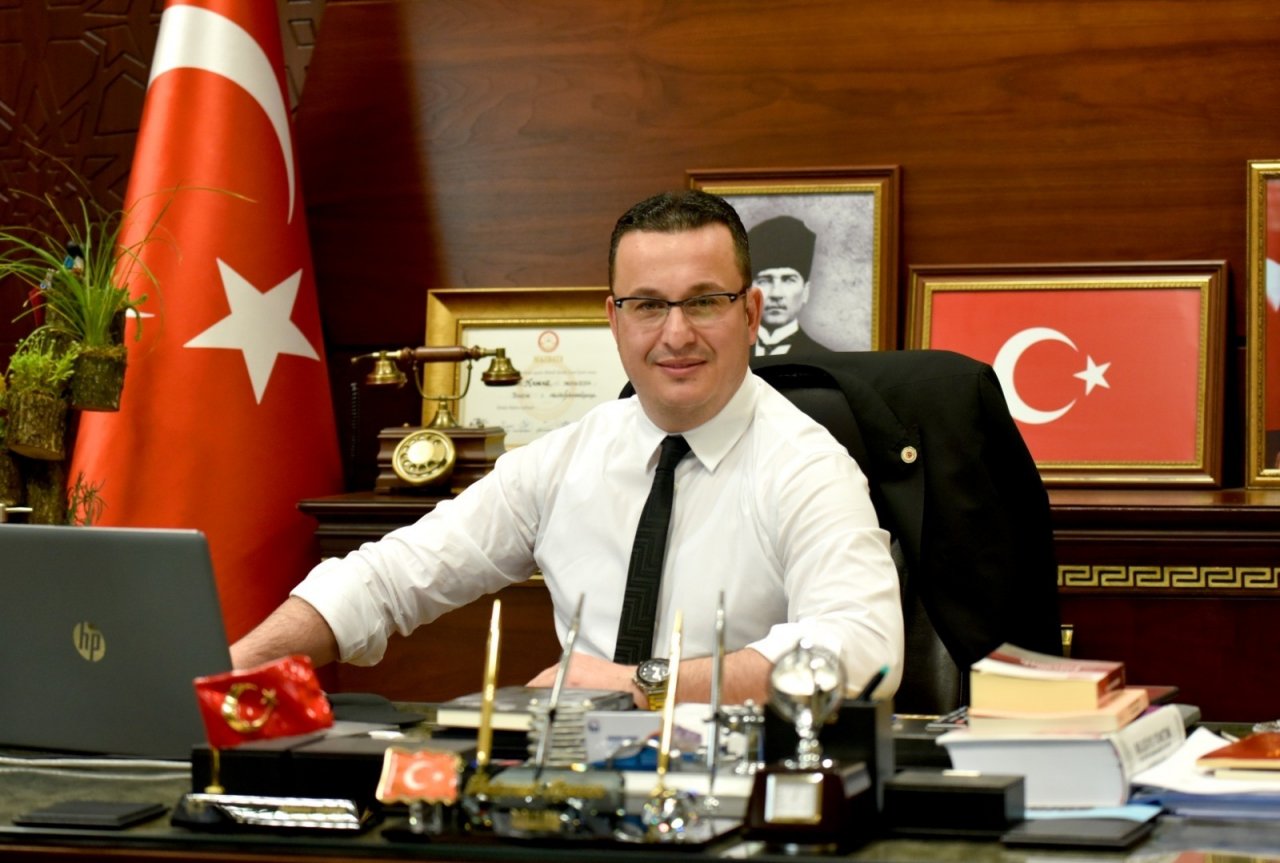 Belediye Dergi Tarihe Not Düşüyor