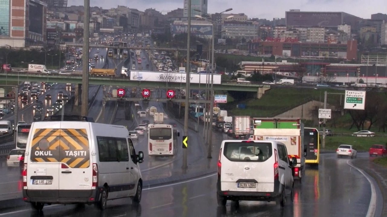 İ̇stanbul’da Kar Sürprizi