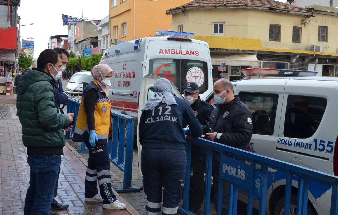 Babaannesini Korodan Kaybeden Adam, Karantinayı İhlal Edip Bankaya Para Çekmeye Geldi