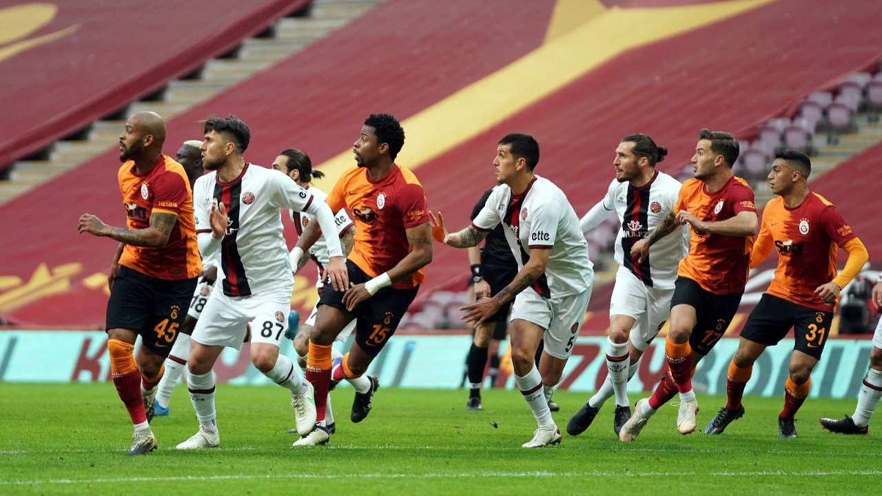 Süper Lig: Galatasaray: 0 - Fatih Karagümrük: 0 (i̇lk Yarı)