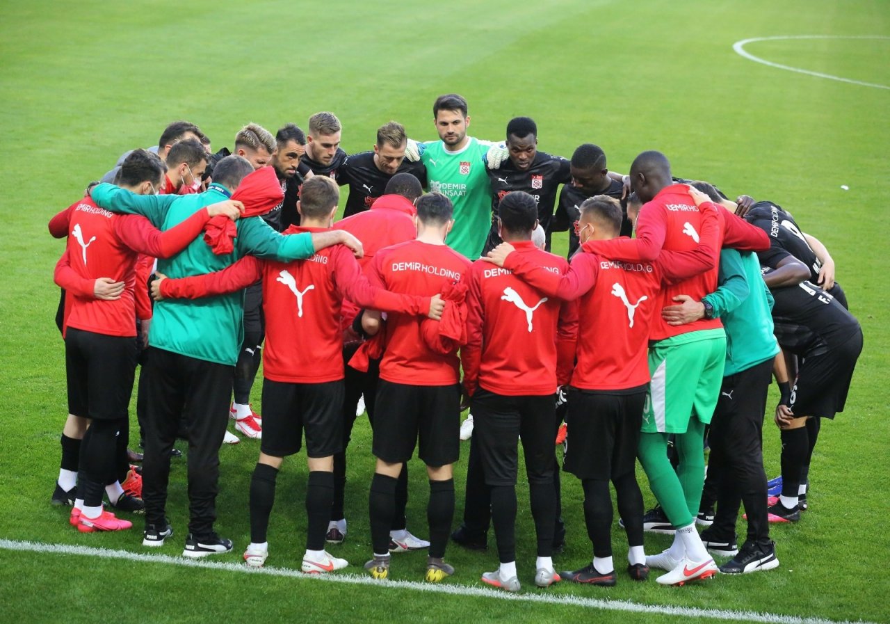 Sivasspor İle Konyaspor 24. Randevuda