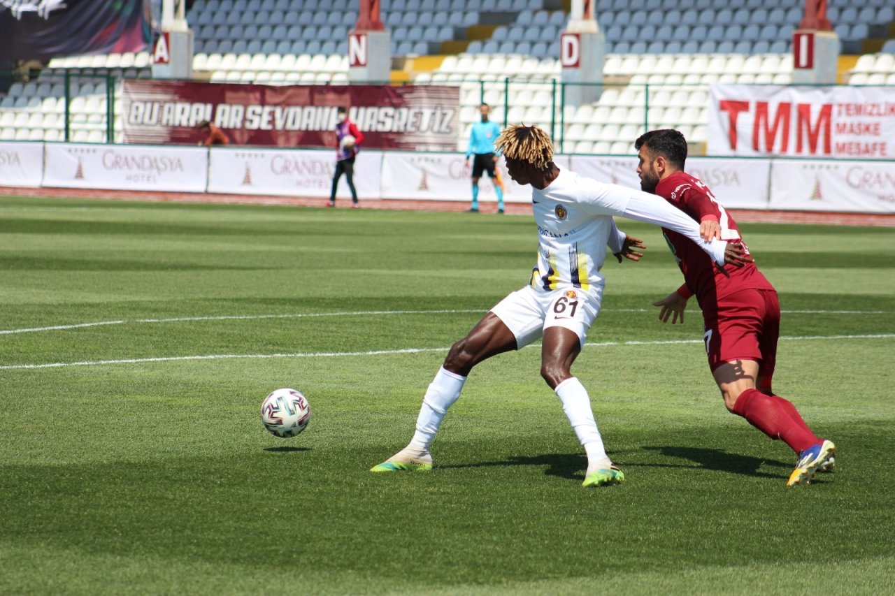 Tff 1. Lig: Rh Bandırmaspor: 2 - Menemenspor: 2