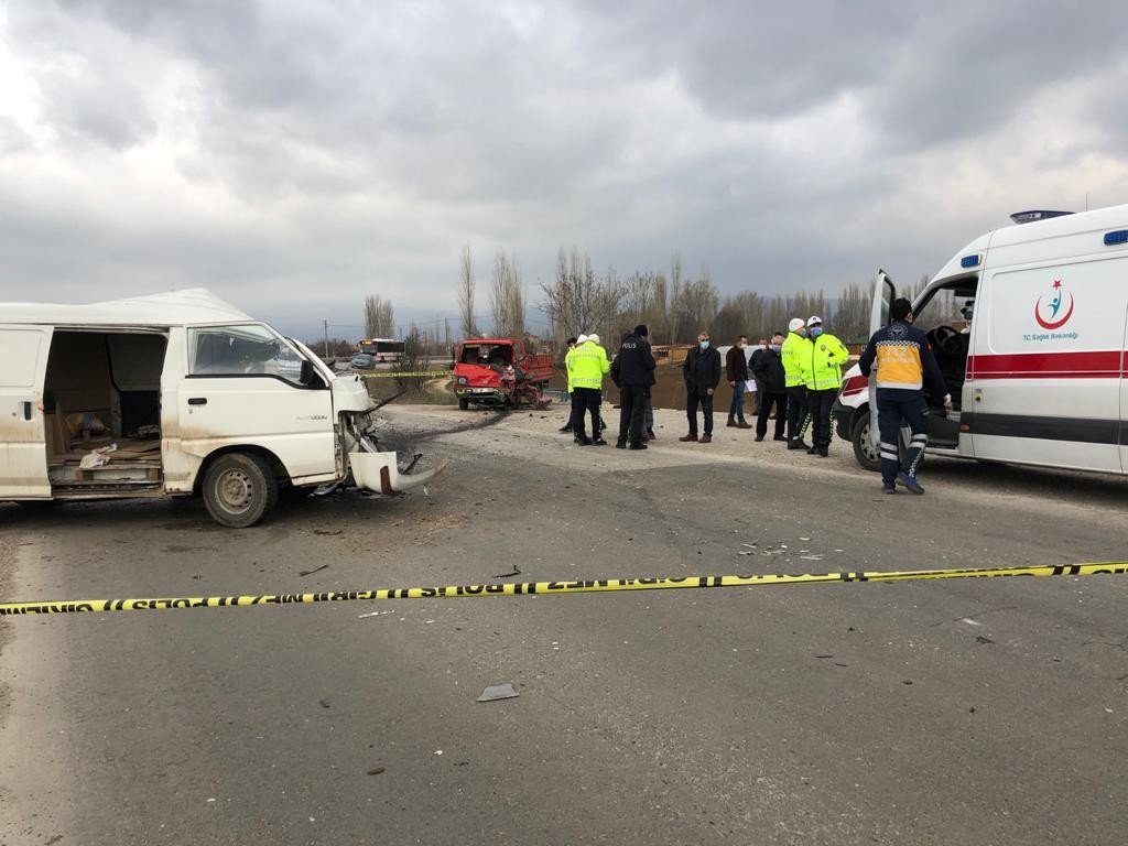 Kaza Yerine Gelen Ablanın En Acı Sorusu: “’kardeşim’ Öldü Mü?”