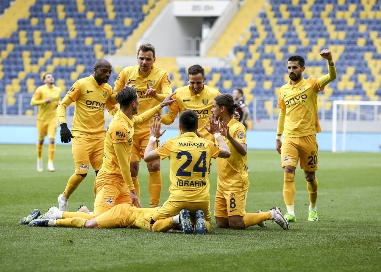 Süper Lig: Mke Ankaragücü: 2 Gençlerbirliği: 1 (maç Sonucu)