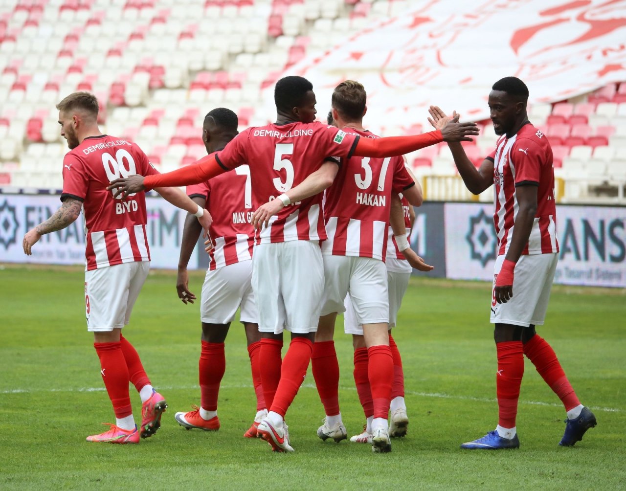 Süper Lig: Sivasspor: 1 - Konyaspor: 0 (i̇lk Yarı)